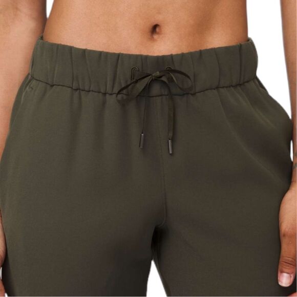 Lululemon On the Fly Jogger Dark Olive Pants Size 4 W5BZDS - Picture 5 of 11
